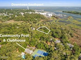 647 Spartina Ct, Southport, NC 28461