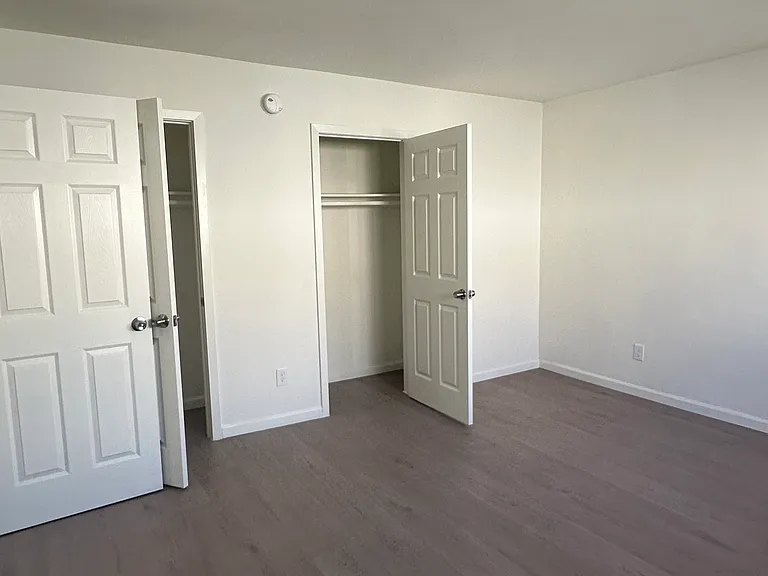 1724 Barry Ave #5 — Photo 15