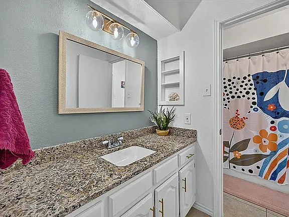 2226 Carmel Dr — Photo 20