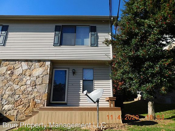 2nd image of 10413 Victoria Dr APT D