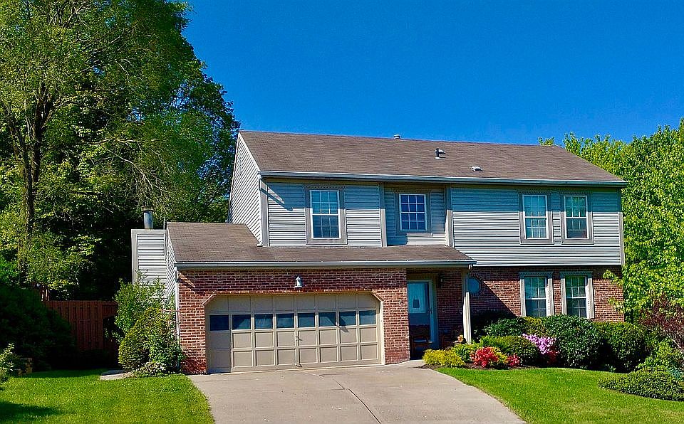 1st image of 161 Woodbine Dr