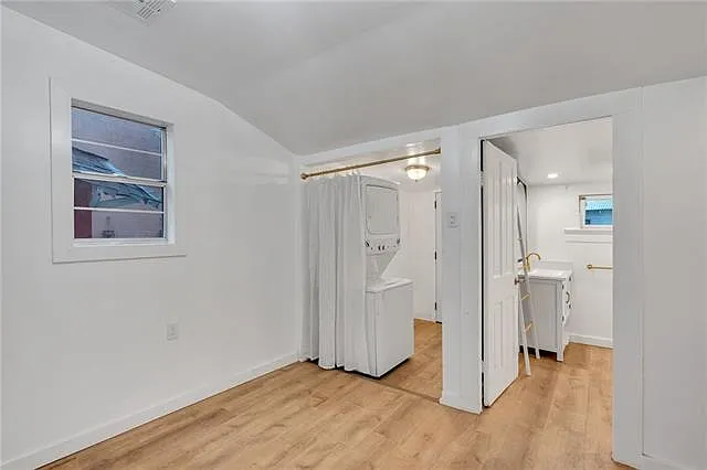 1614 Annette St — Photo 12