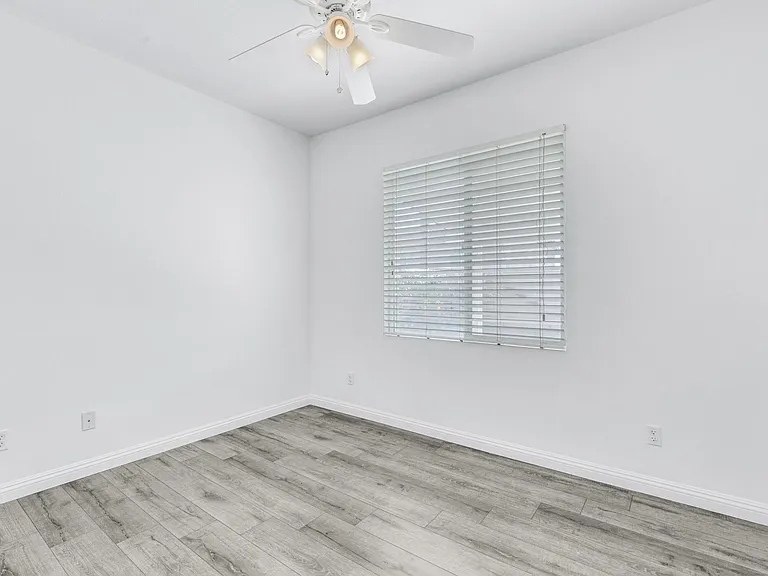 5810 Redhaven St — Photo 16