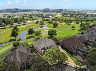 2038 Azalea Trl, Irving, TX 75063