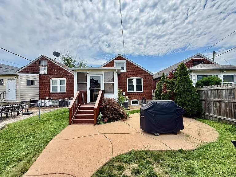 5457 Robert Ave — Photo 30