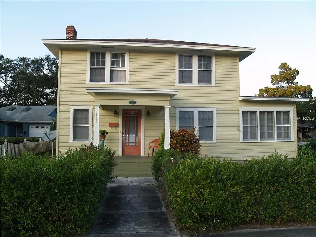 1243 E Ridgewood St — Photo 1