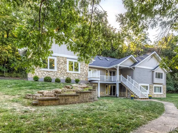 1723 Millstream Dr, Chesterfield, MO 63017