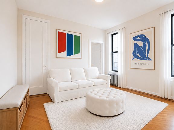 3rd image of 225 Central Park N #1