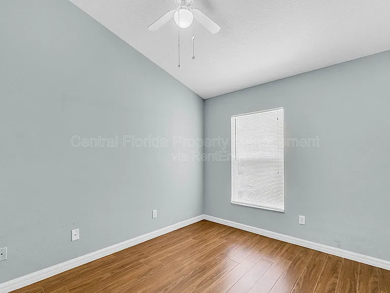10754 Flycast Cir — Photo 11