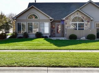 1053 Laurelwood Ln, Greenwood, IN 46142