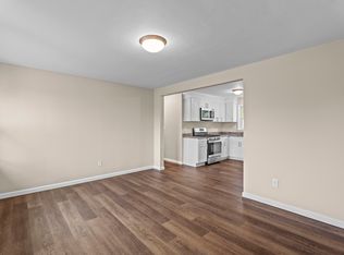 194 S End Rd #2, East Haven, CT 06512