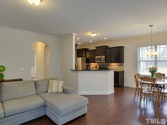 5th image of 4518 Cottendale Dr
