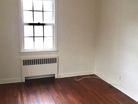 5th image of 12 Grove St