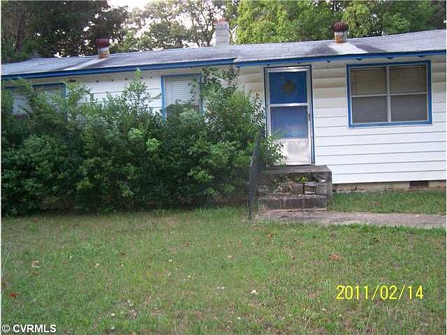 2nd image of 1708 Lindley Ln