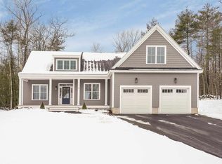 8 Captain Bannon Cir, Merrimack, NH 03054