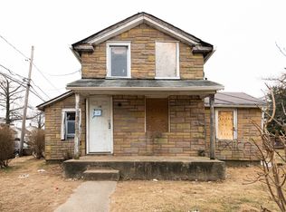 179 Grant St, Westbury, NY 11590