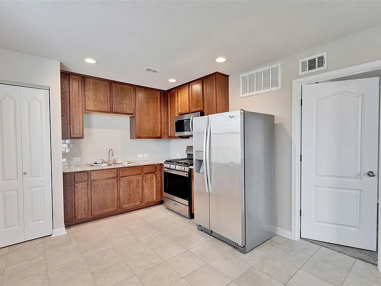 371 Ferrule Dr #B — Photo 7