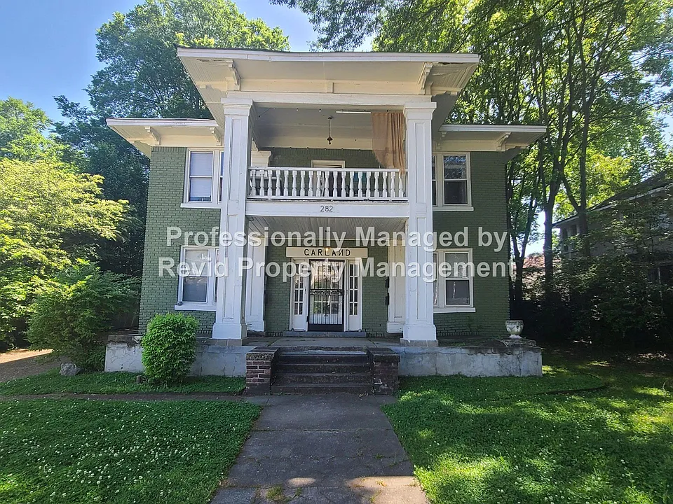 282 Garland St