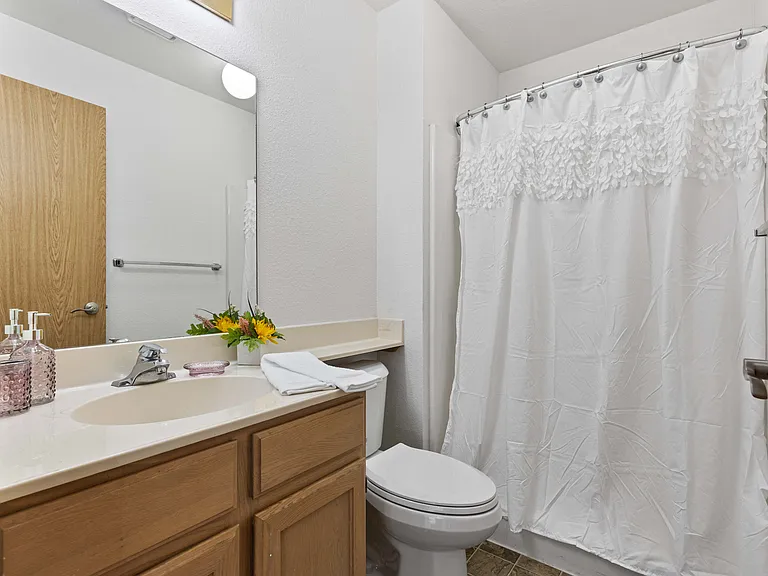 Trails End Apartments — Photo 15