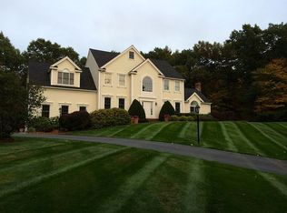 16 Appaloosa Cir, Hopkinton, MA 01748