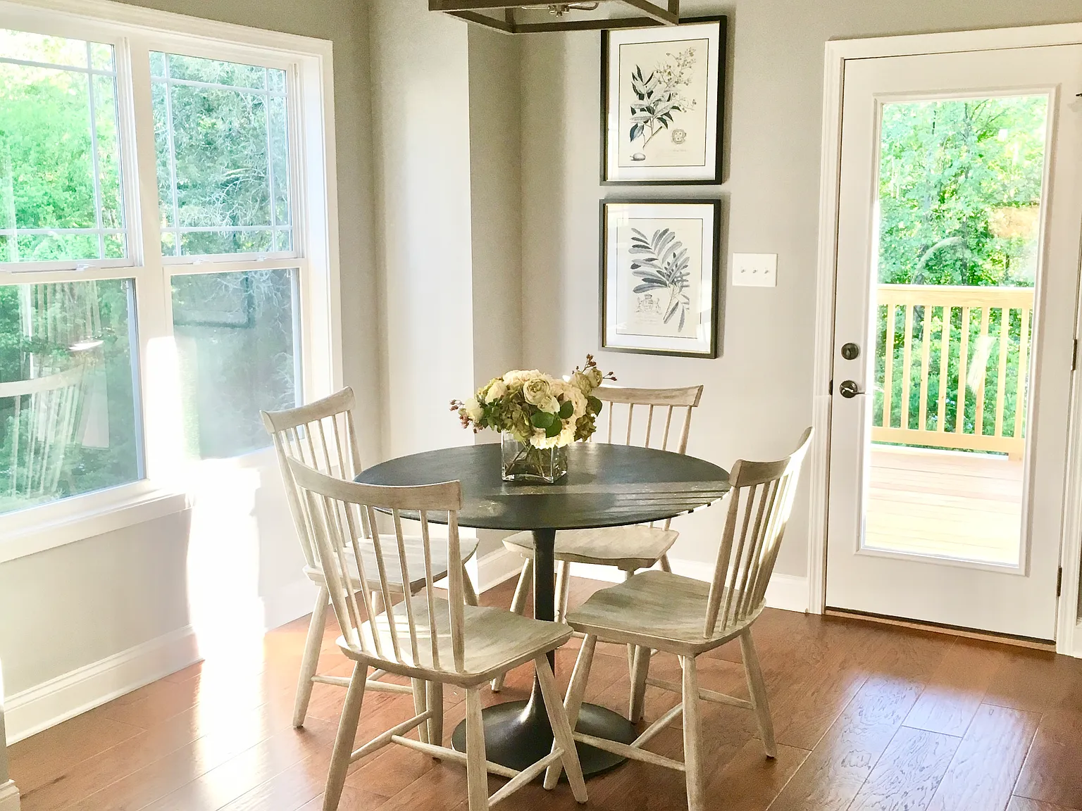 3 bed, 2.5 bath, 2300 sqft, $3,200 — Photo 3