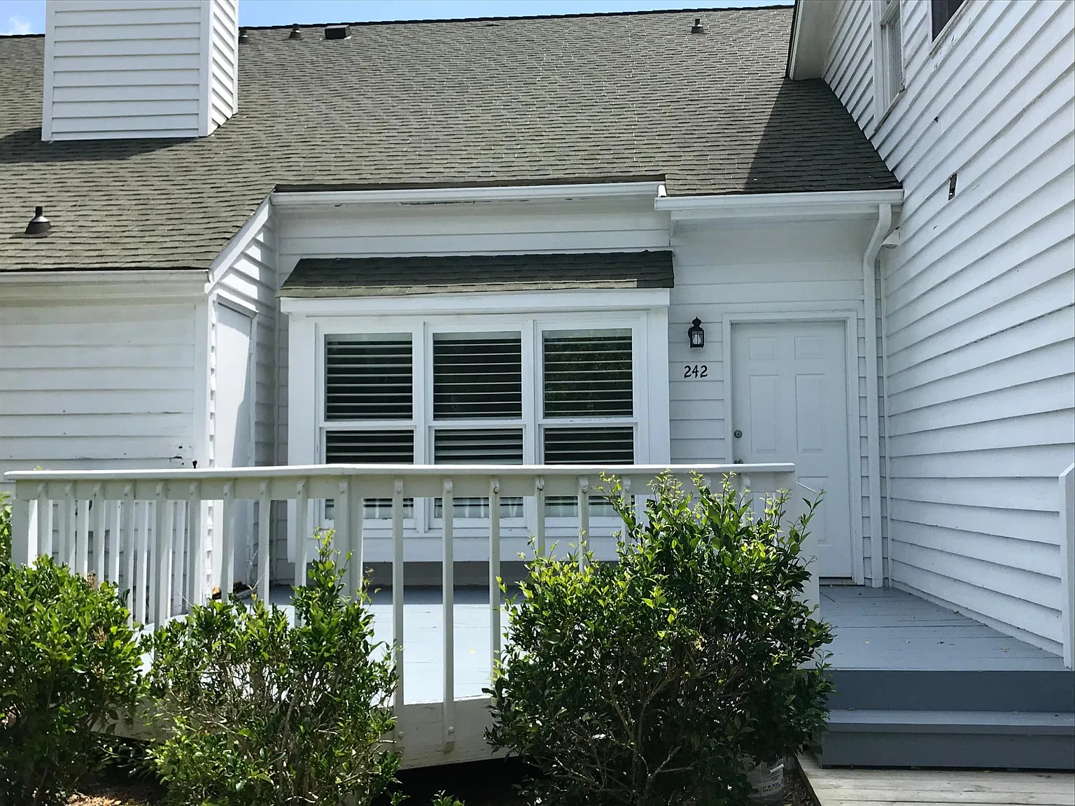 242 Bald Cypress Dr — Photo 1