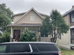 3923 Yemans St, Hamtramck, MI 48212