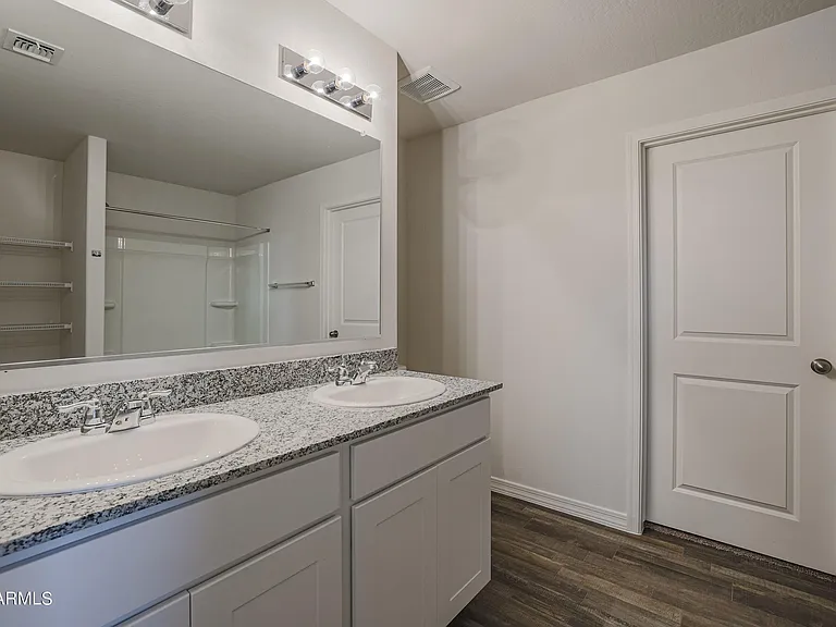 110 E Impala Pl — Photo 16