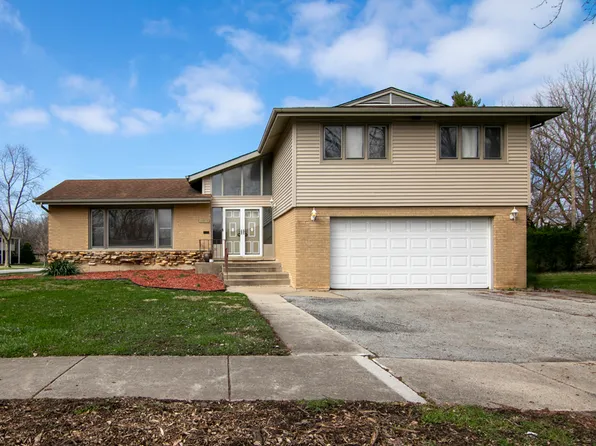 19054 Jodi Ter, Homewood, IL 60430