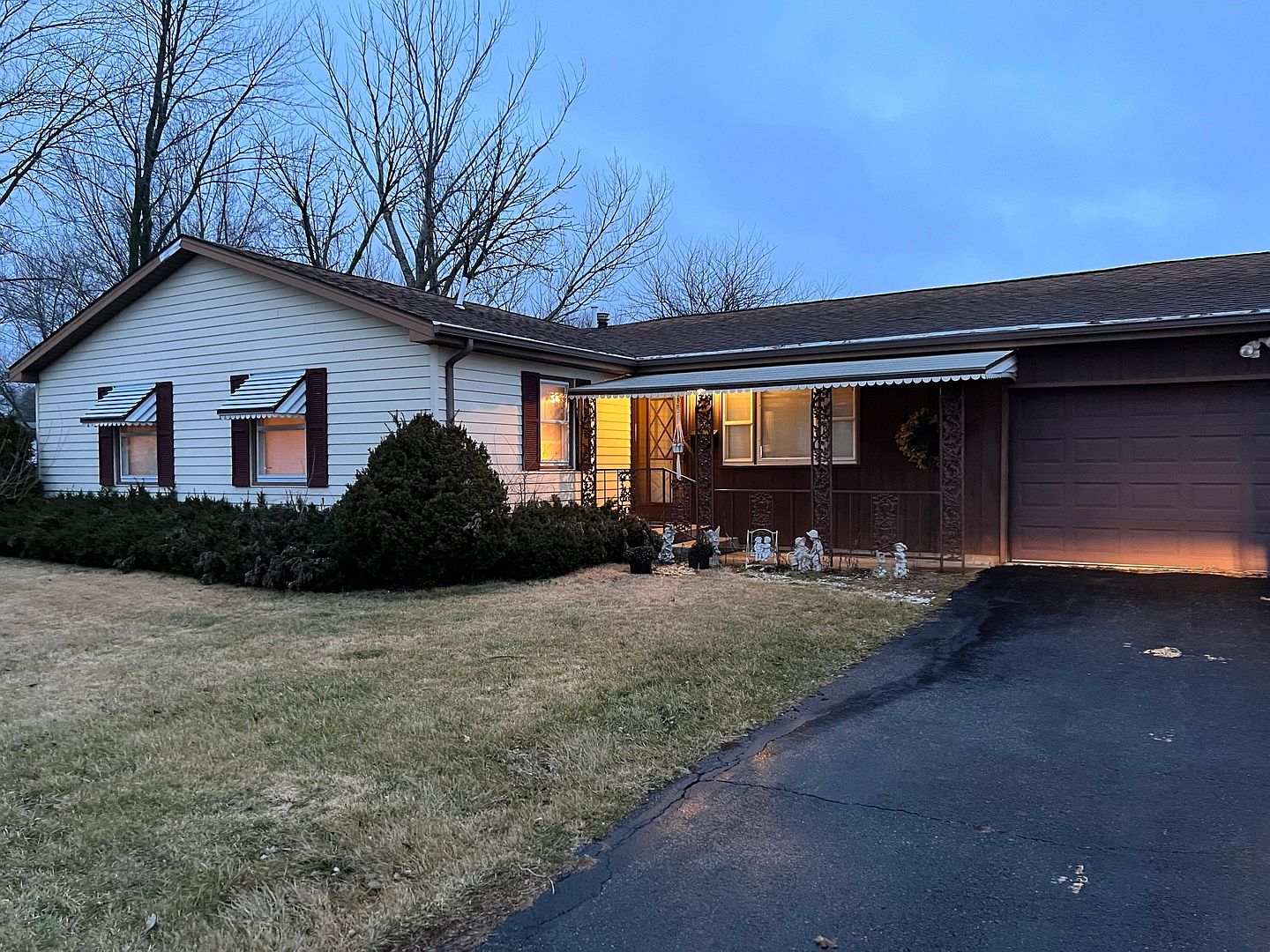 1015 S Vermillion St, Paxton, IL 60957 Zillow