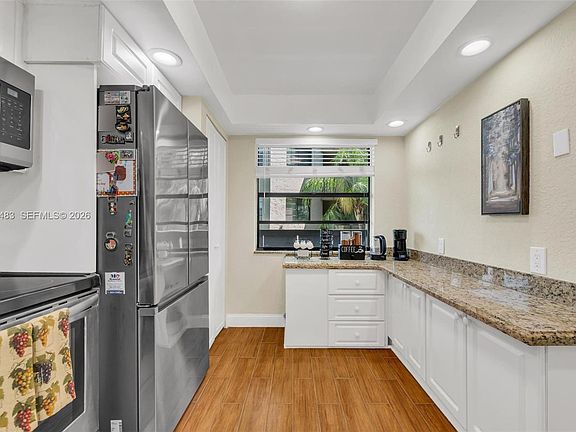 3rd image of 1101 Colony Point Cir APT 309