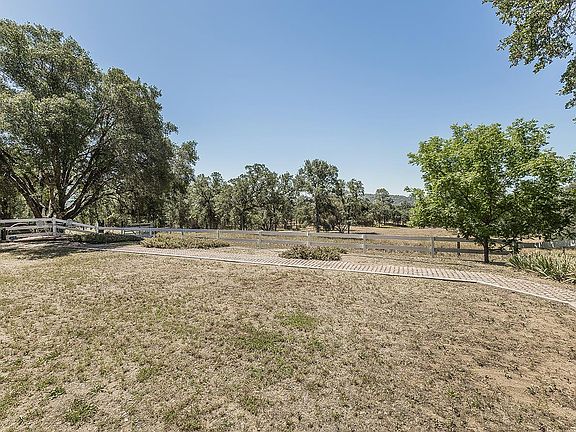4th image of 35477 Qualls Prather Rd