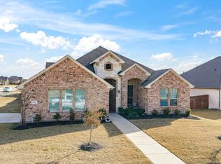 1006 Fairhaven Dr, Midlothian, TX 76065