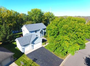 9031 Windsor Ter, Minneapolis, MN 55443