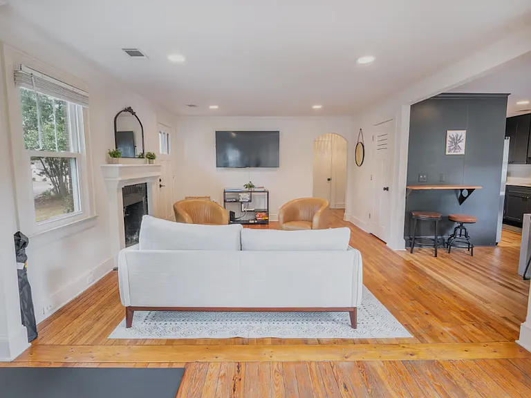 4952 Pinetree Ln — Photo 8