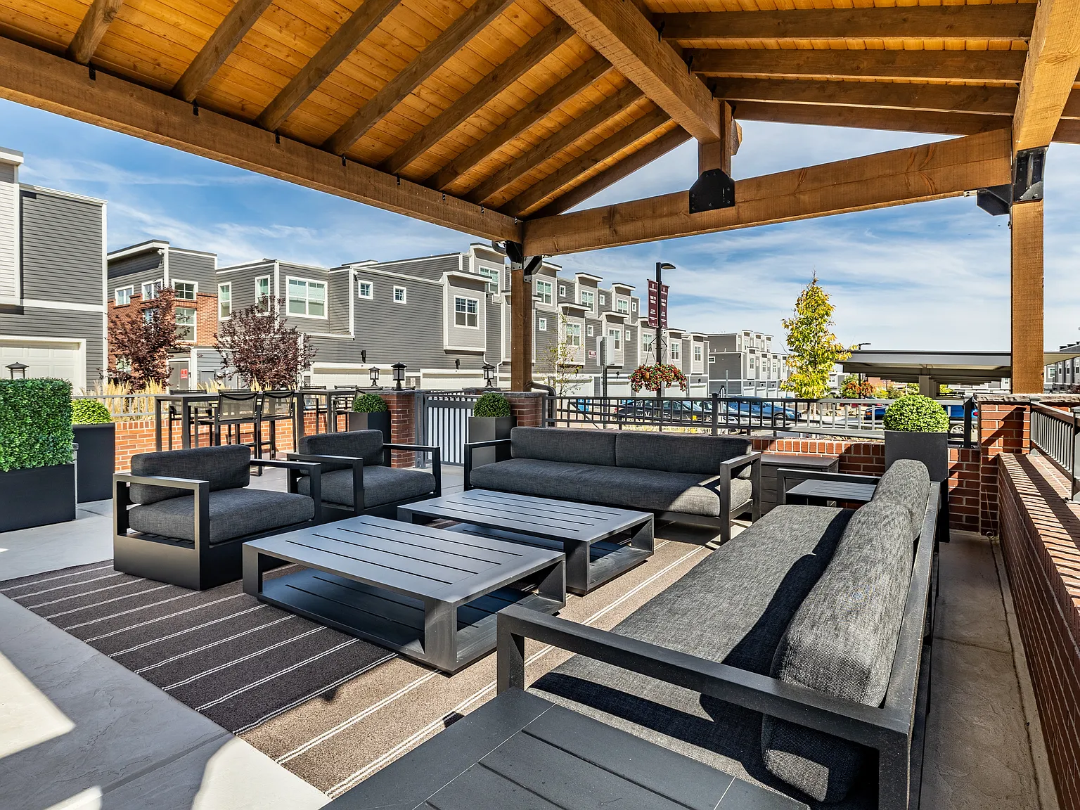 Brownstones at Palisade Park — Photo 4