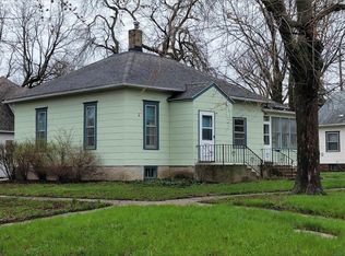 317 W 3rd St, Storm Lake, IA 50588