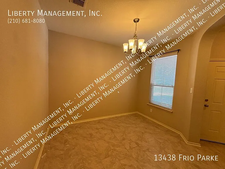 13438 Frio Parke — Photo 3