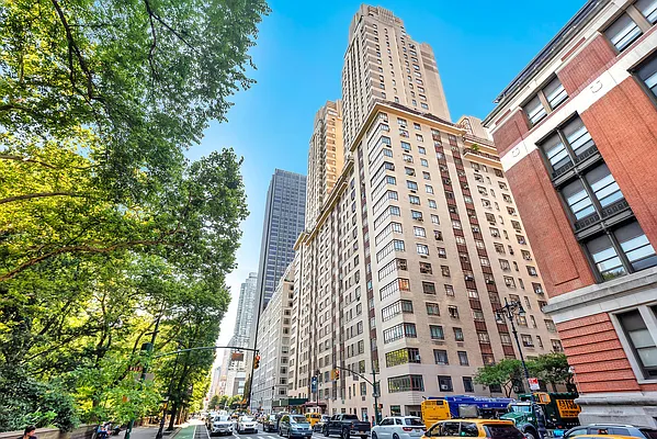 Sold by Douglas Elliman | media 10