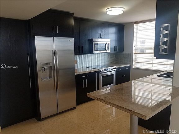 5th image of 520 SE 5th Ave APT 3502