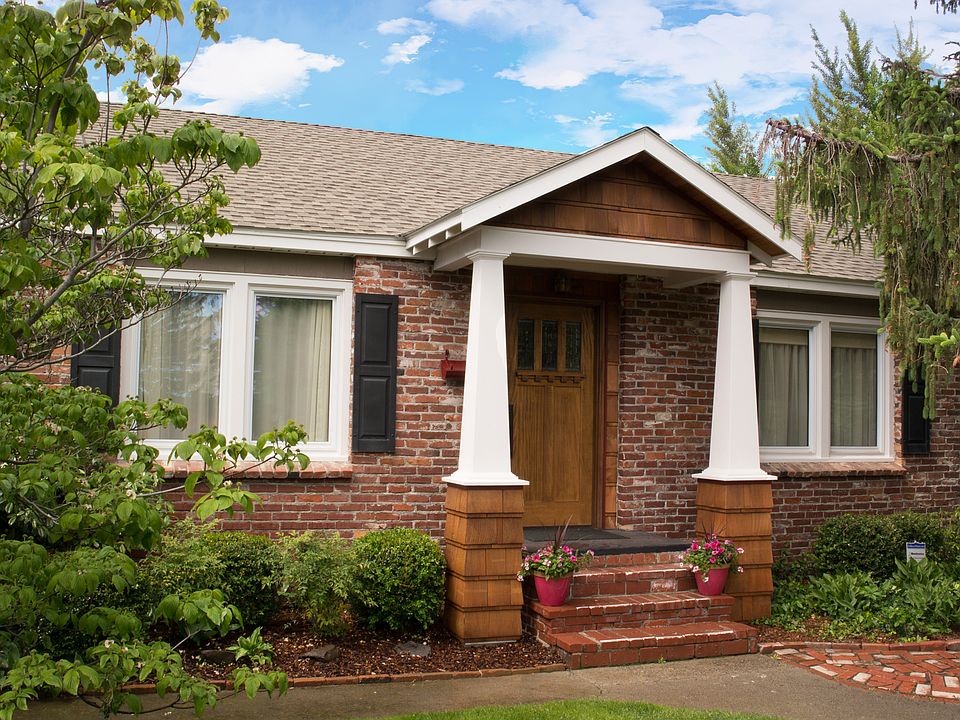 1st image of 1310 Hains Ave