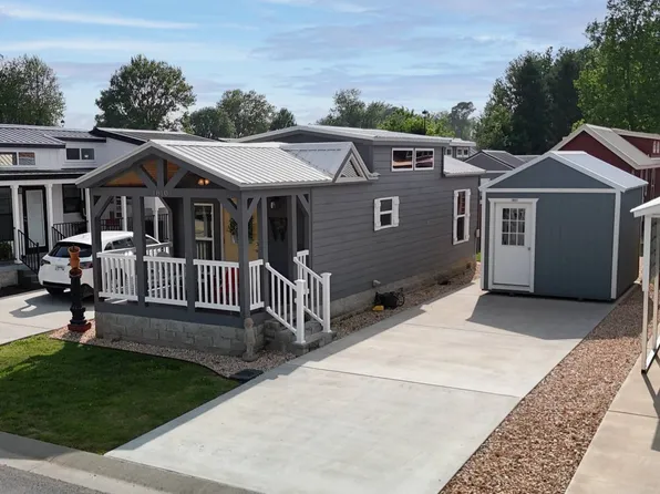 1810 S H St, Rogers, AR 72756