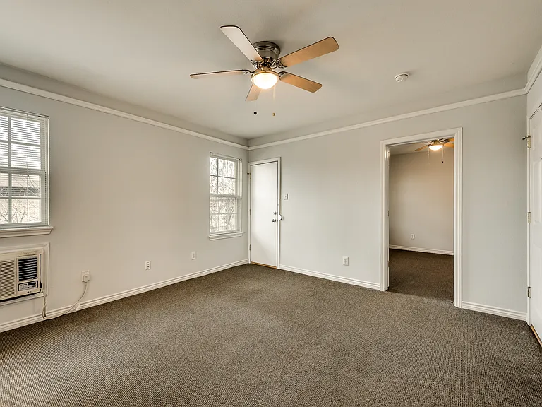 1508 N Peak St — Photo 16