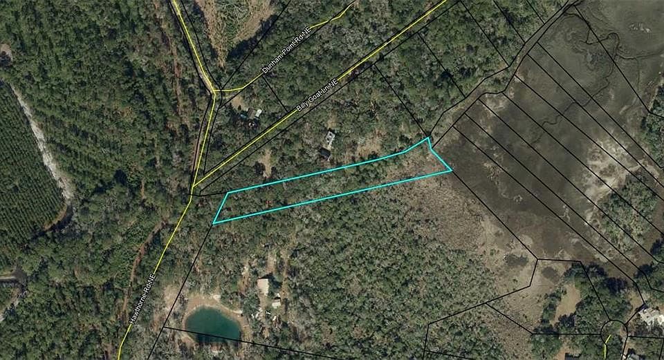 2nd image of 2153 Hawthorne Rd NE