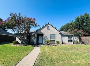 7510 Beverly Dr, Rowlett, TX 75089