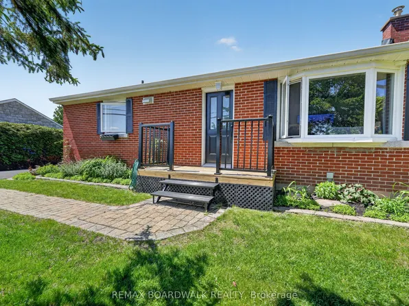 2548 Mer Bleue Rd, Ottawa, ON K4B 1H9