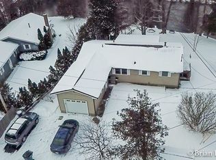 8842 E Newfield Dr, Hesperia, MI 49421