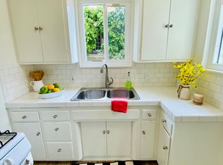 922 E Imperial Ave APT 3, El Segundo, CA 90245