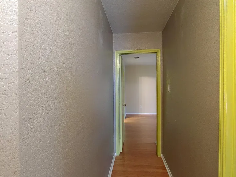 3105 Scenic Glen Dr — Photo 7