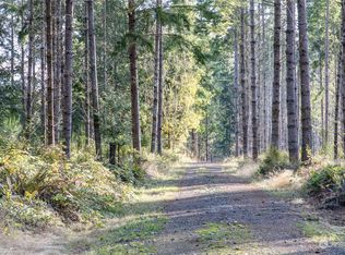 2 Sawdust Hill Rd NE, Poulsbo, WA
